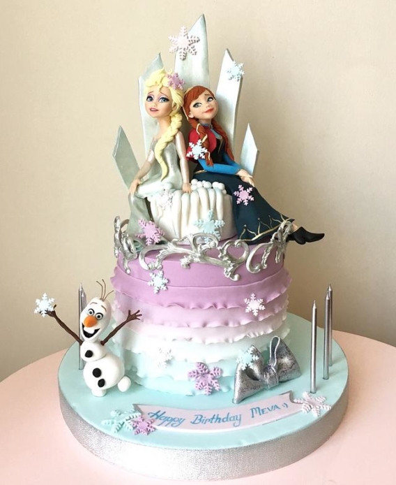 Ideas tortas de Frozen con Elsa y Anna