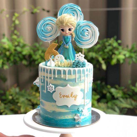 Ideas tortas de Frozen con Elsa