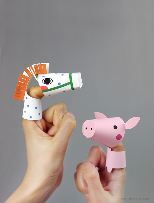 21 Pcs Marionetas de Dedos 15 Animales y 6 Personas Títeres de Dedos Juego Lindos Dedos Muñecas Juguetes Pequeños de Mano Interesante para Niños Regalo de Cumpleaños 