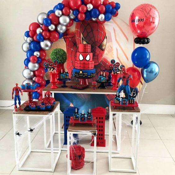 Decoraciones del Hombre Araña Decoraciones del Hombre Araña
