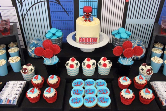 Mesa dulce de Spiderman Mesa dulce de Spiderman