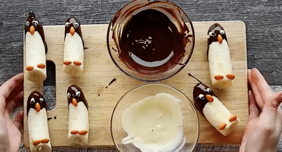 Pingüinos de banana congelados