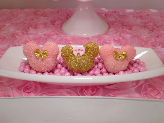 Ideas de decoración Minnie rosa y dorado