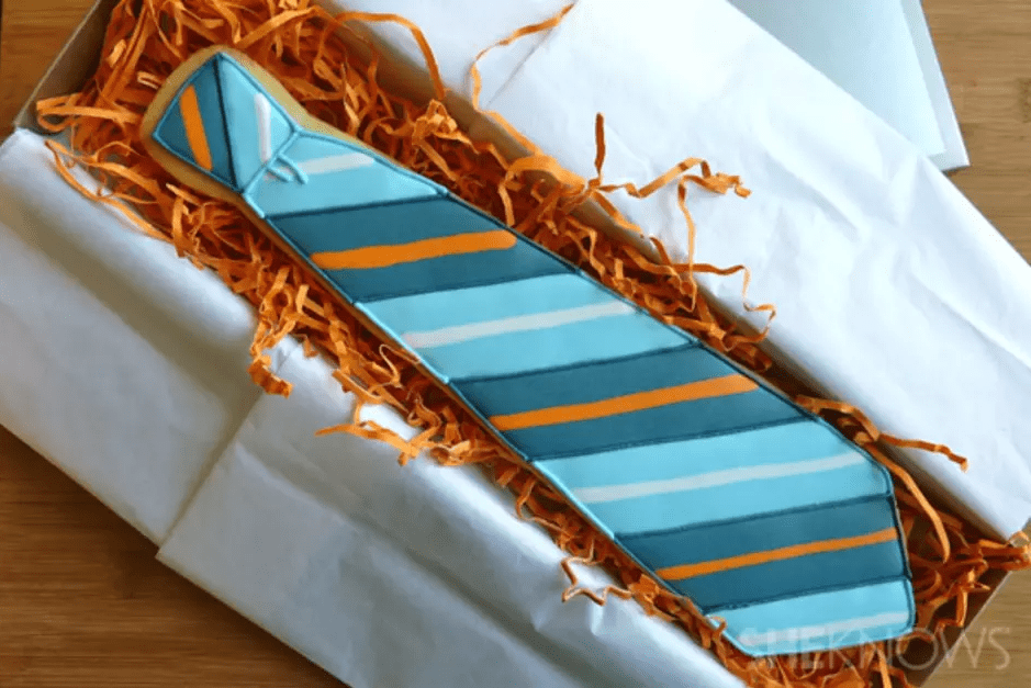 Originales galletas con forma de corbata para el día del padre
