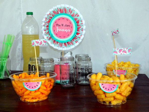 Decoración de cumple con tema Sandías