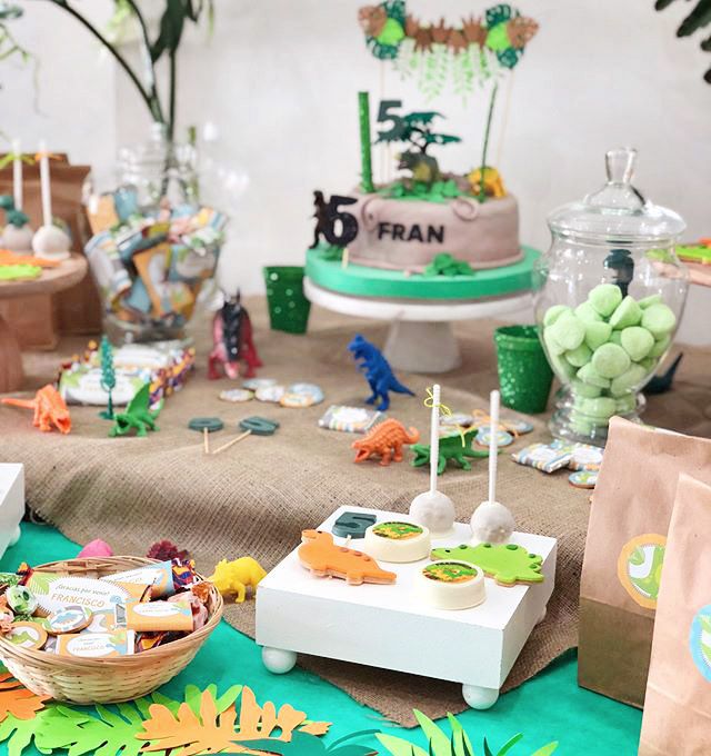 Cumpleaños de dinosaurios 