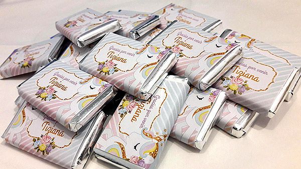 Kit imprimible de golosinas para decorar y ambientar con unicornios