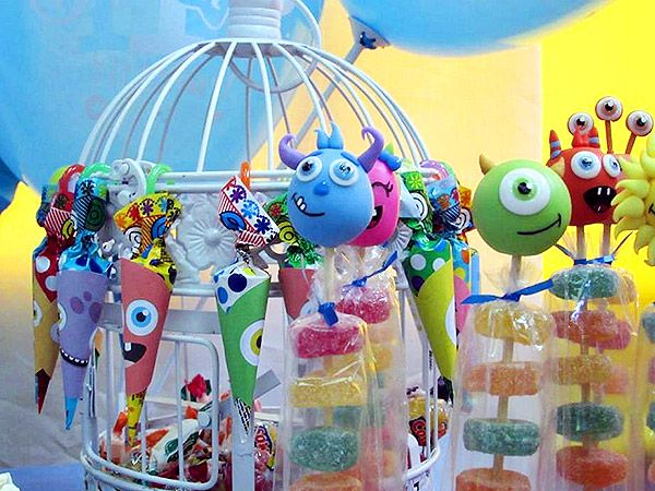 Golosinas temáticas e imprimibles de monstruitos para cumpleaños