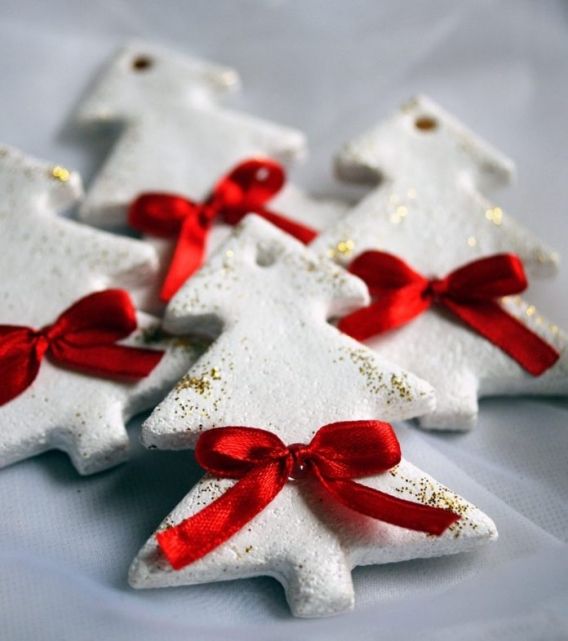Adorno navideño de masa de sal