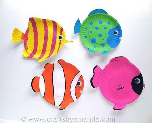 Manualidades con platos de cartón con forma de peces Manualidades con platos de cartón con forma de peces