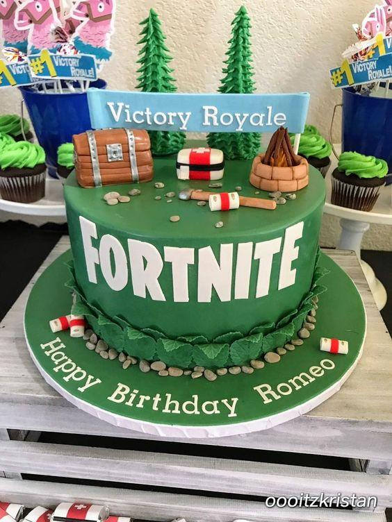 Torta de Fortnite para cumpleaños