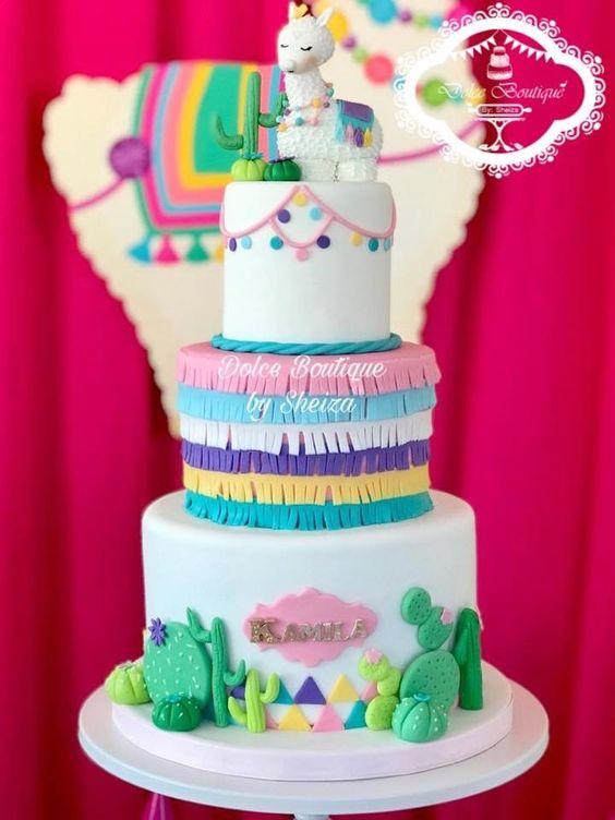 Increible torta de llamas decorada