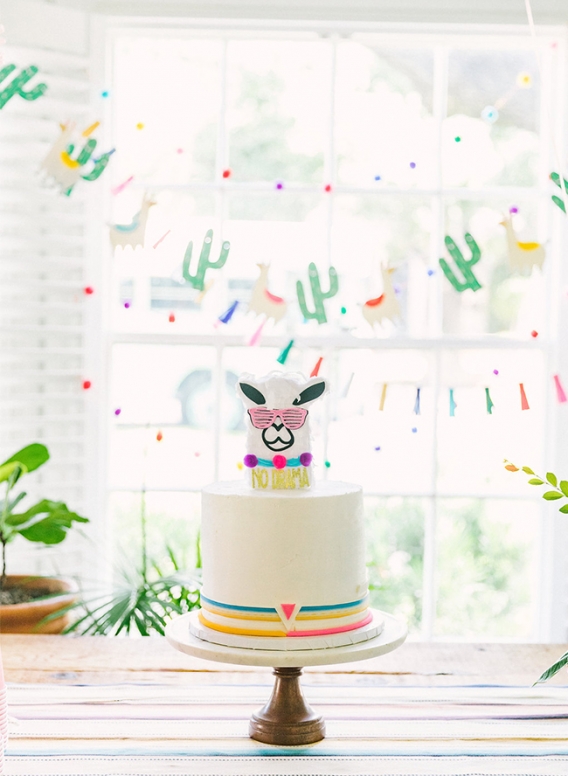 Pastel de llama con lentenes