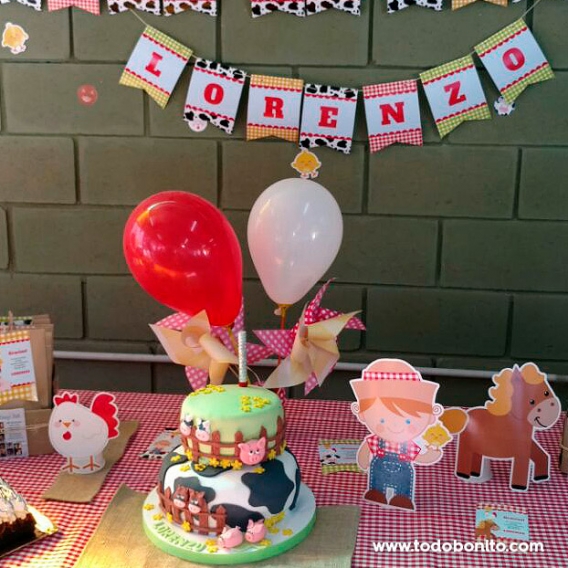 Torta con animales de la granja