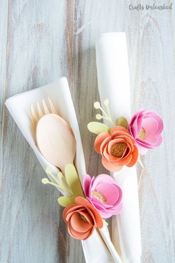 Ideas para decorar con flores de papel 