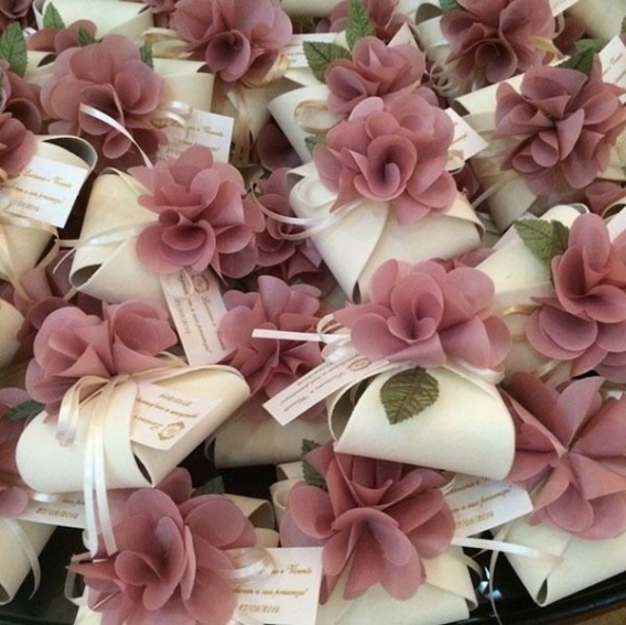 Ideas para decorar con flores de papel 