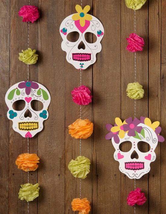 Guirnalda decorativa de calaveras 
