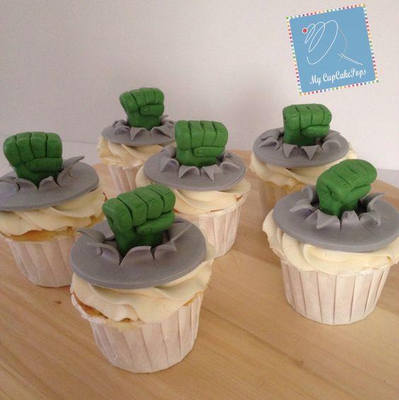 Cupcakes decorados de Hulk 
