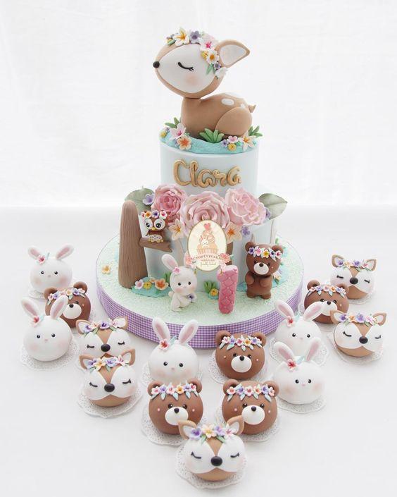 Torta de animales del bosque 