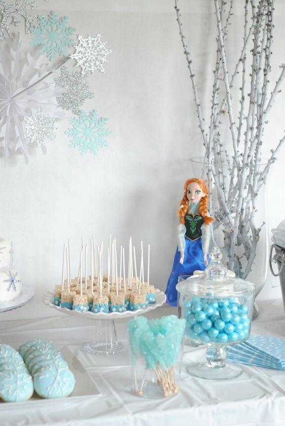 Ideas decoración mesa fiesta de Frozen